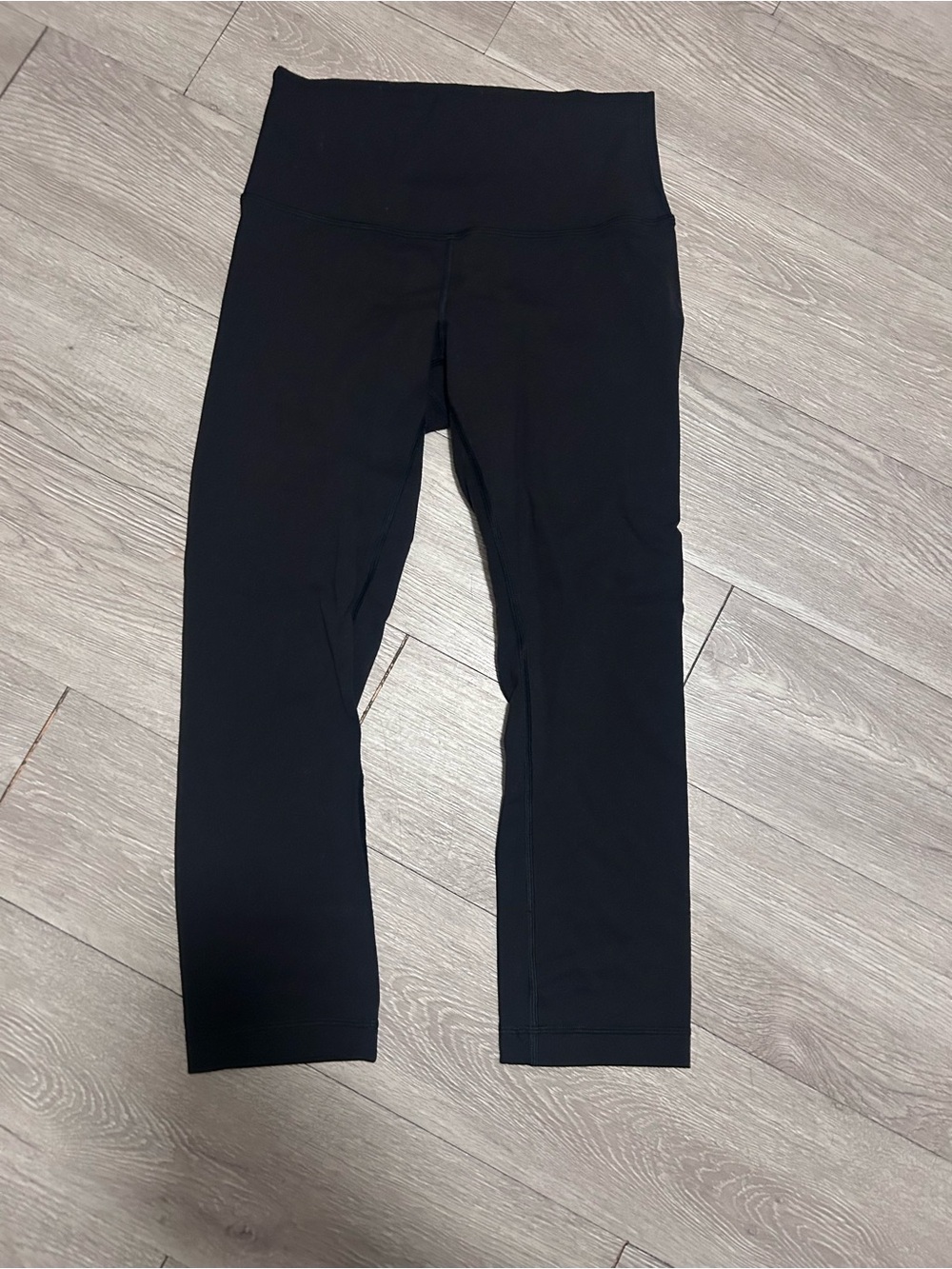 lululemon athletica Black Capri Leggings